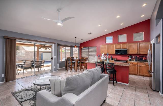 5617 West Blackhawk Drive Gallery 2