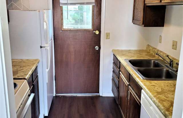 1316 Poplar Drive #3 photos photos