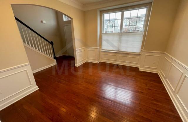 27077 Maxwell Ct Gallery 3