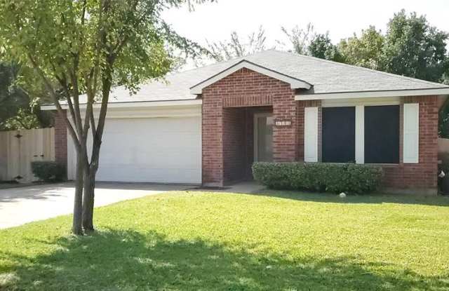 8908 Seven Oaks Lane - 8908 Seven Oaks Lane, Denton, TX 76210