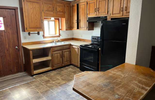 4 Bedroom/1 Bath Cabin in Batesville photos photos