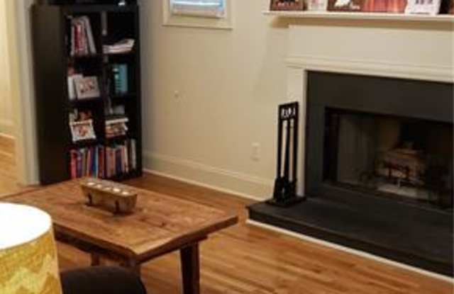 960 Gresham Avenue SE Gallery 3