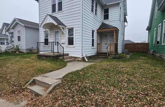 SW 4 bedroom 2 bath with fenced yard photos photos SW 4 bedroom 2 bath with fenced yard photos photos