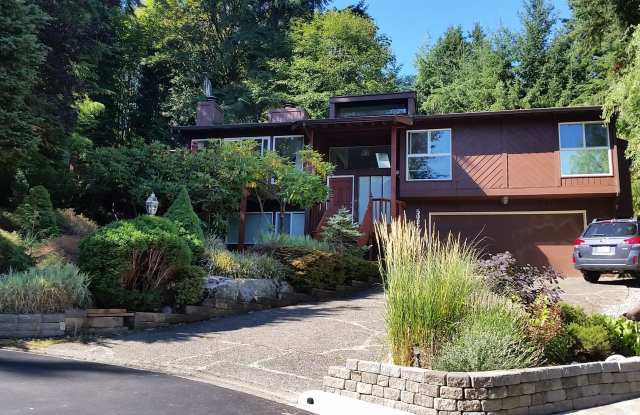 GEM in Somerset Bellevue, 4 beds/3 Baths with daylight basement with beautiful view photos photos