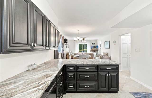 8135 Country Rd lot: 103 Gallery 4