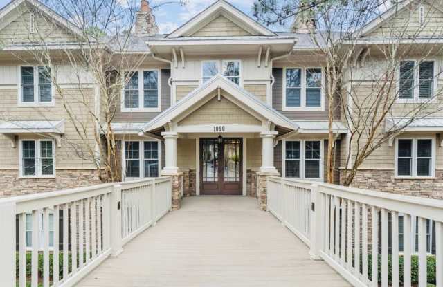 1050 Tailwater Gallery 3