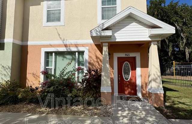 165 Alexander Woods Dr photos photos