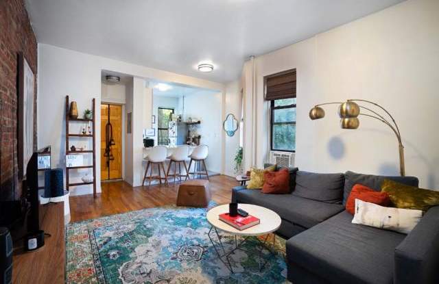 268 West 132nd Street Gallery 2