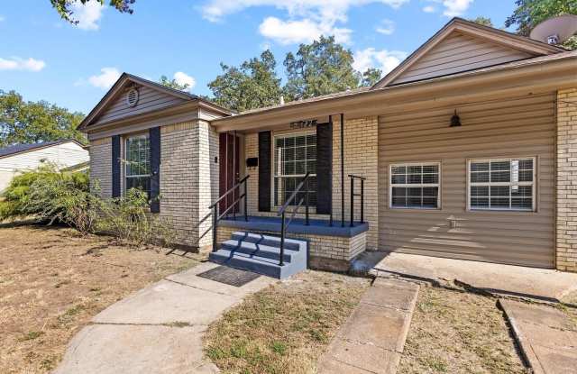 82 Vaughn Drive photos photos