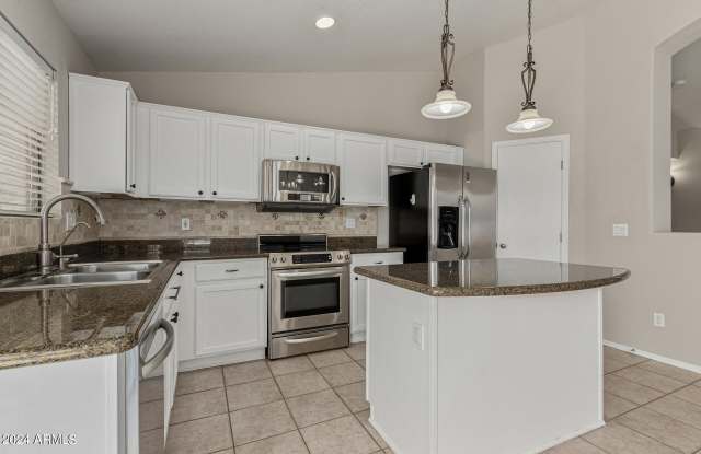 3377 E WILDHORSE Drive - 3377 East Wildhorse Drive, Gilbert, AZ 85297
