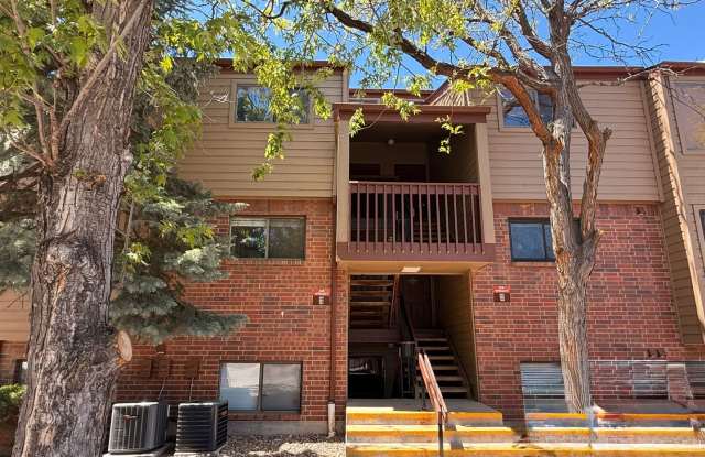 Spacious Condo on Green Mountain-Walk in Closets, Fireplace,  Covered Large Patio!! photos photos