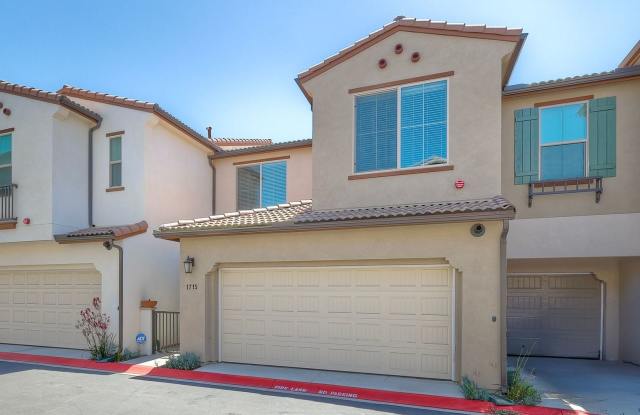 Beautiful Energy-Efficient Home for Rent in Melrose Heights, Oceanside Gallery 1
