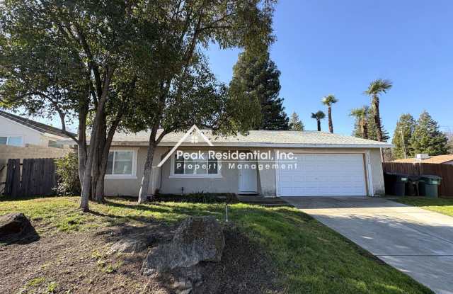 Great 3 bedroom 2 bath house is located in Orangevale - 5469 Beauregard Way, Orangevale, CA 95628