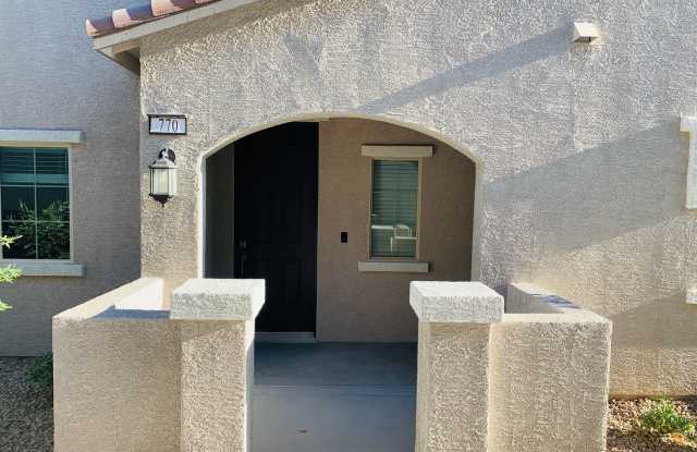 Amazing 2 story townhouse for lease! - 770 Clouded Valley Avenue, North Las Vegas, NV 89086