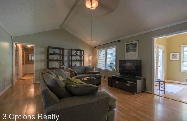 350 Monivea Ln Gallery 3