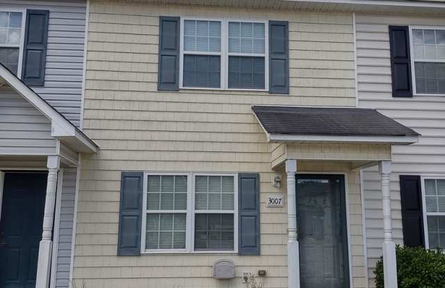 Townhome!! Gallery 1