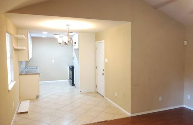 12010 Braewick Dr Gallery 4