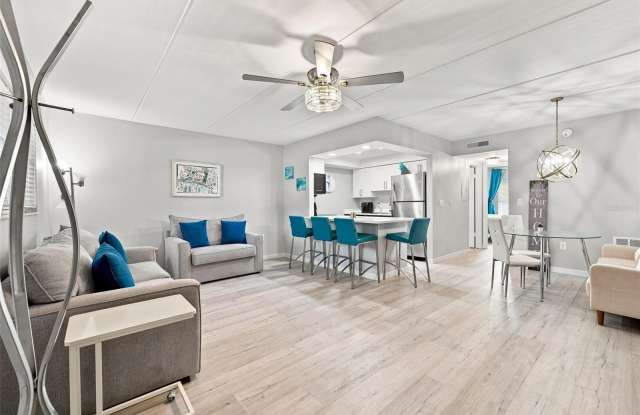 12760 INDIAN ROCKS Road Gallery 4