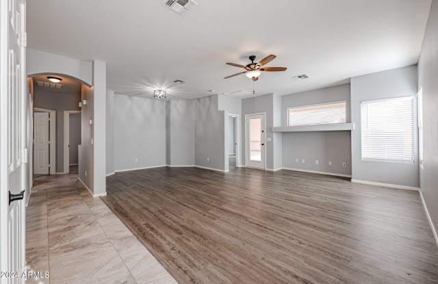 15301 N 138TH Lane Gallery 2