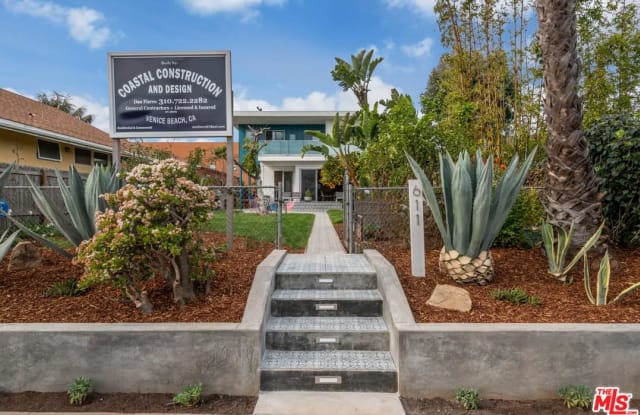 611 FLOWER Avenue - 611 E Flower Ave, Los Angeles, CA 90291