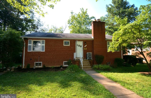 126 FALLS AVENUE - 126 Falls Avenue, Falls Church, VA 22046