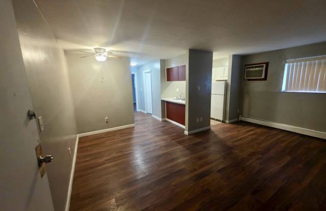 1355 Ohmer Street - 3 photos photos