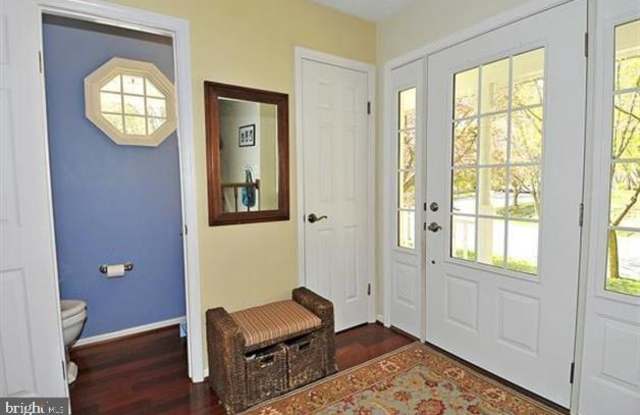 5901 IRON FRAME WAY Gallery 3