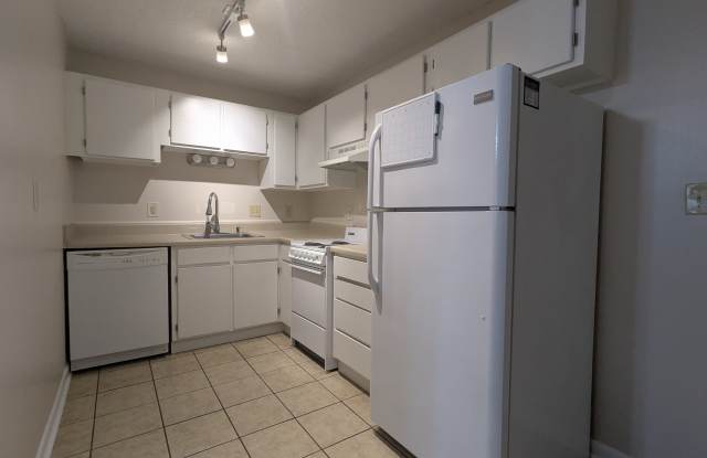 6218 Frontage Road Gallery 2