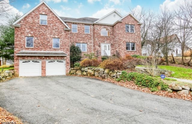 39 THOMAS TER - 39 Thomas Terrace, Passaic County, NJ 07470