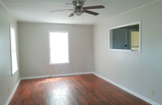 3510 Austin - 3/Bed 1/Bath - $1495/month Gallery 3
