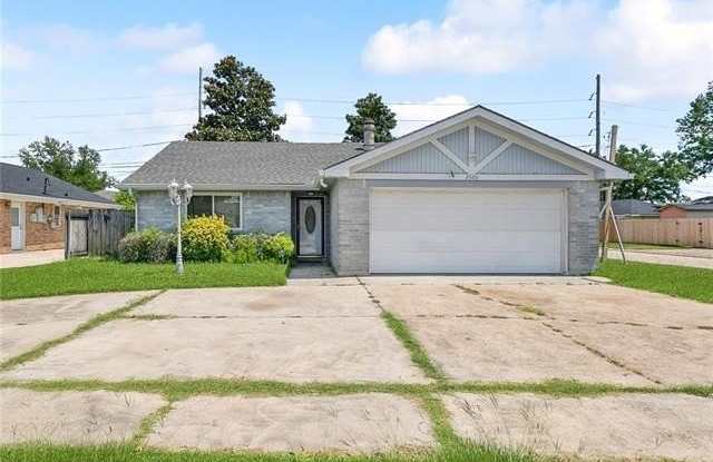 2600 CAMBRIDGE Drive photos photos