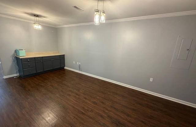 2169 Denton Rd STE #3 photos photos
