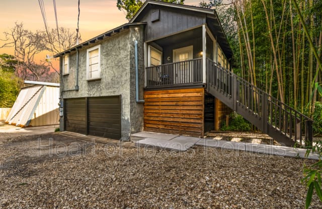 411Baker Lane photos photos