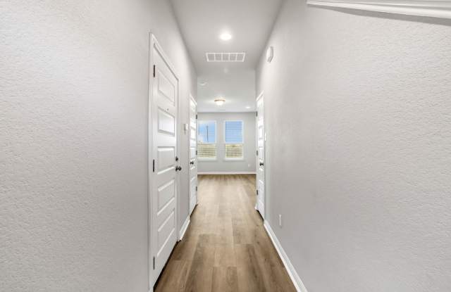 261 Wildwind Trail- ~$500 Move In Special Gallery 3
