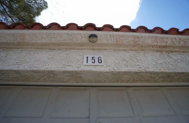 SHOWINGS AVAILABLE NOW photos photos