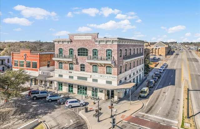 102 Houston Avenue photos photos