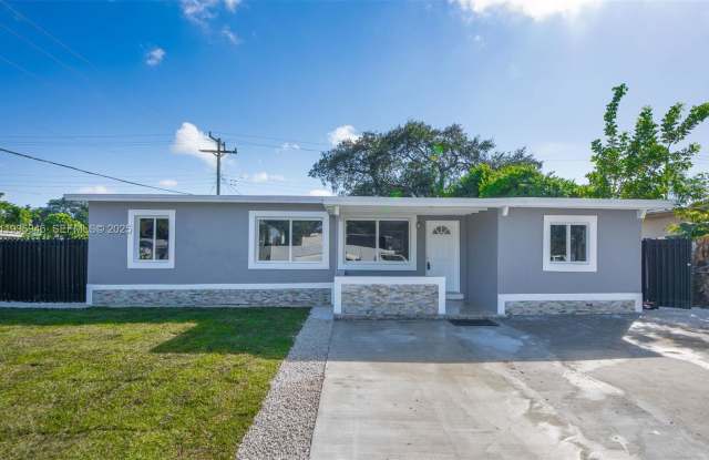 3510 Southwest 39th Street - 3510 Southwest 39th Street, West Park, FL 33023