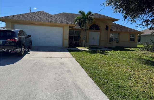 726 SW McCracken Avenue photos photos