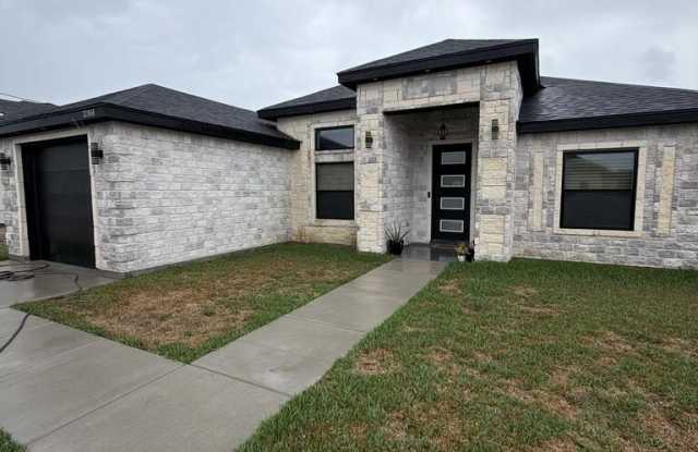 32866 Nayeli St. Gallery 2