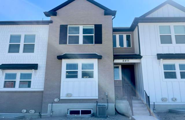 Modern Townhome at Mountain Ridge! photos photos