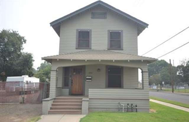 Park 306 - 306 North Park Avenue, Fresno, CA 93701