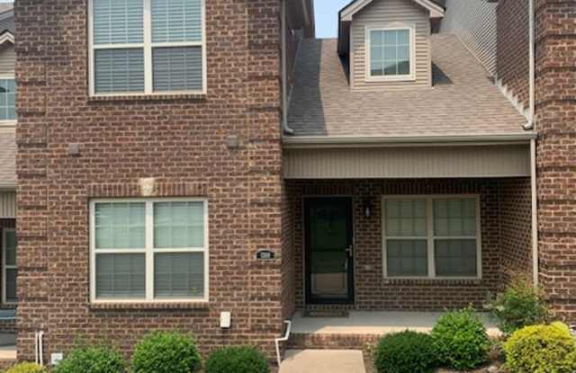 Spacious 2 Story Townhouse in Newtown Springs 250605 photos photos