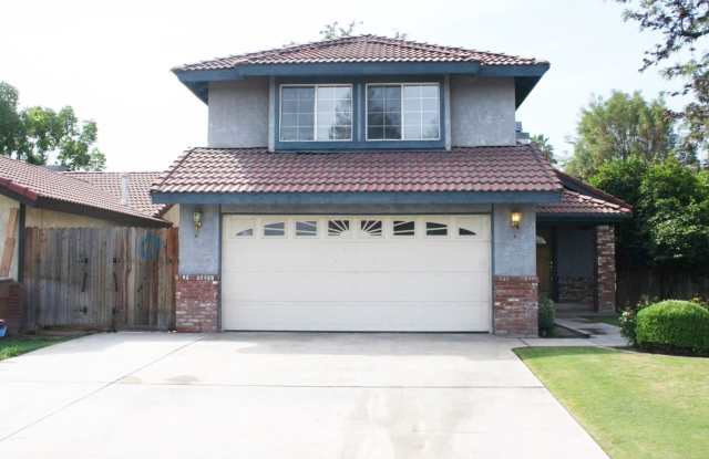 4615 Gardenwood Lane NICE 3bd 2.5ba Two Story in Southwest Bakersfield photos photos