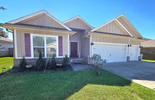 Welcome home to this stunning Milton gem on 1/2 Acre Lot! Gallery 1