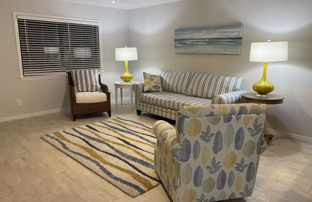 655 18th St photos photos