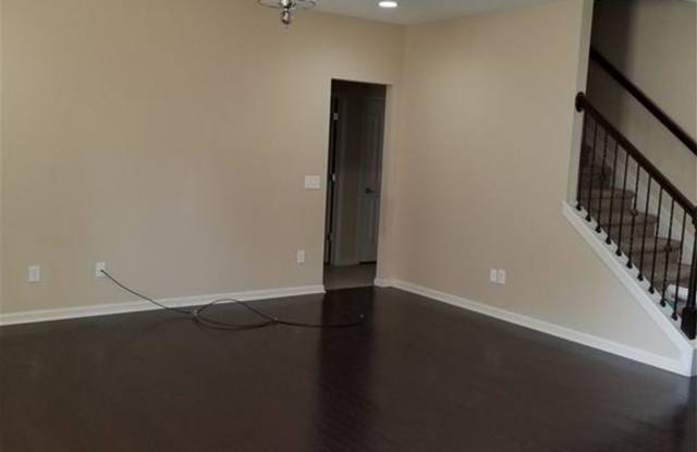 12836 Rotterdam Road Gallery 3