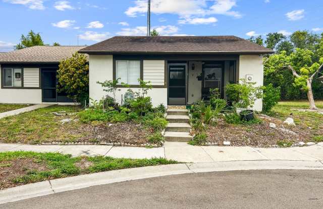 Beautifull 2-Bedroom End-Unit Villa in Palm Harbor! Gallery 1