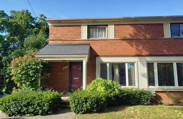 2715 GLENVIEW Avenue Gallery 2