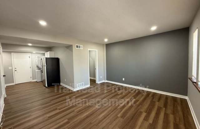 6405 Brookside Rd photos photos