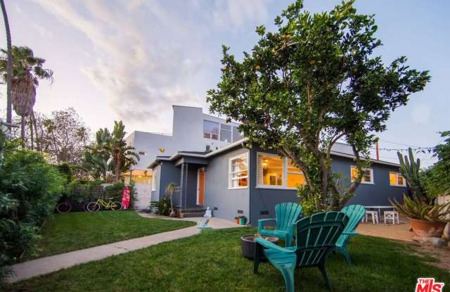 2422 Abbot Kinney Boulevard photos photos